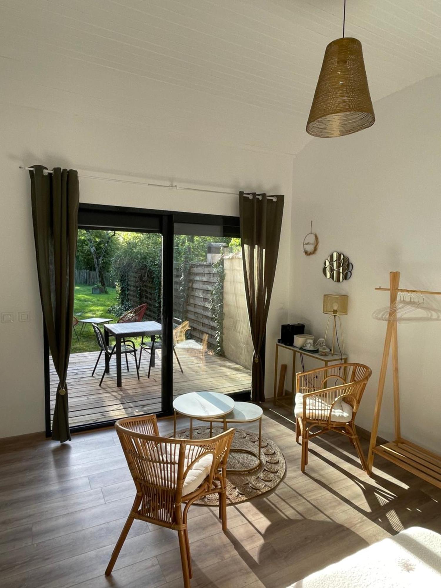 Instant Zen Bed & Breakfast Saint-Vivien-de-Médoc Exterior photo
